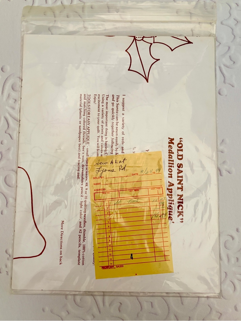 Christmas Quilt Pattern Lot | Santa Nativity Stained Glass (Vintage Classic) - Picture 3 of 13